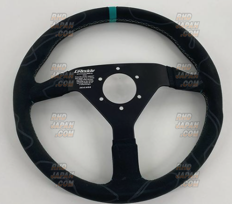Trust Greddy X Momo Collaboration Steering Wheel - Suede Type